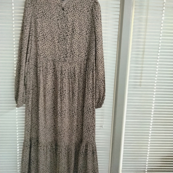 Midi length dress - Picture 3 of 7